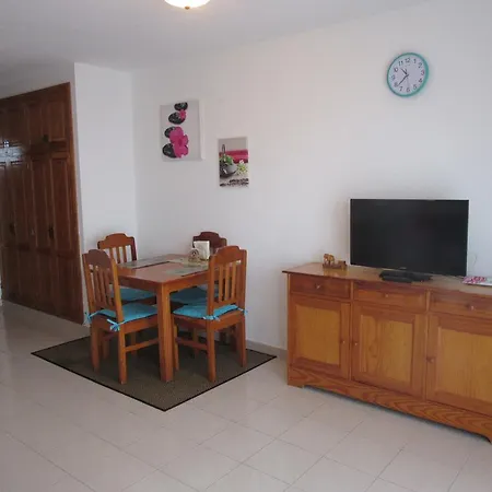 Apartamento Tagara Beach Apartman *